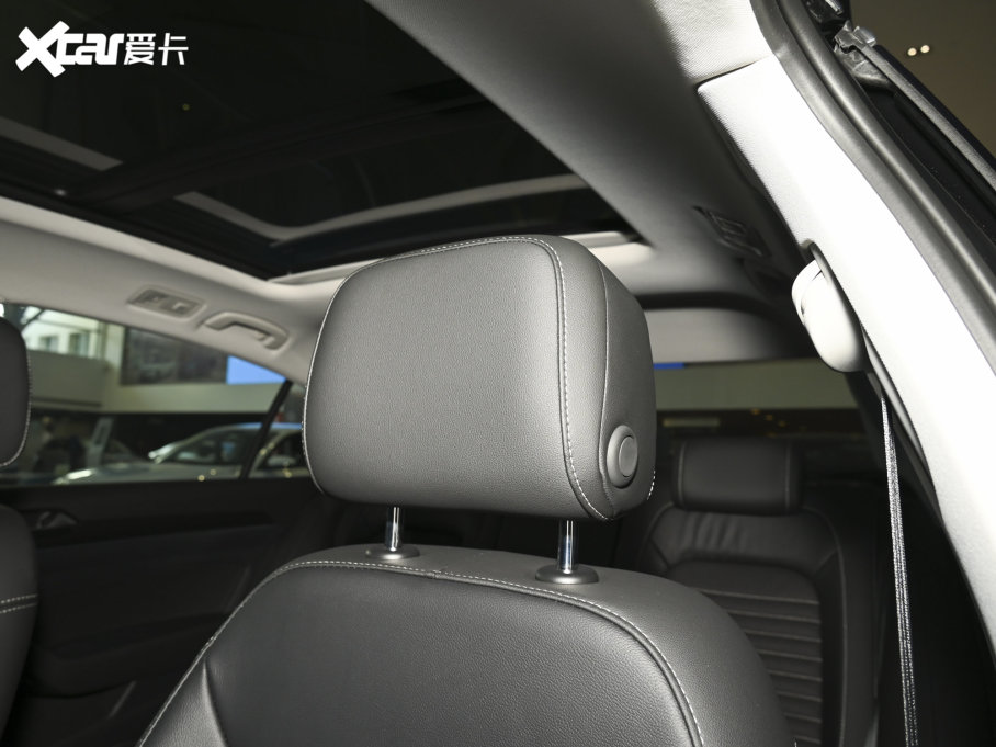 2021~v 330TSI DSG 30o(j)