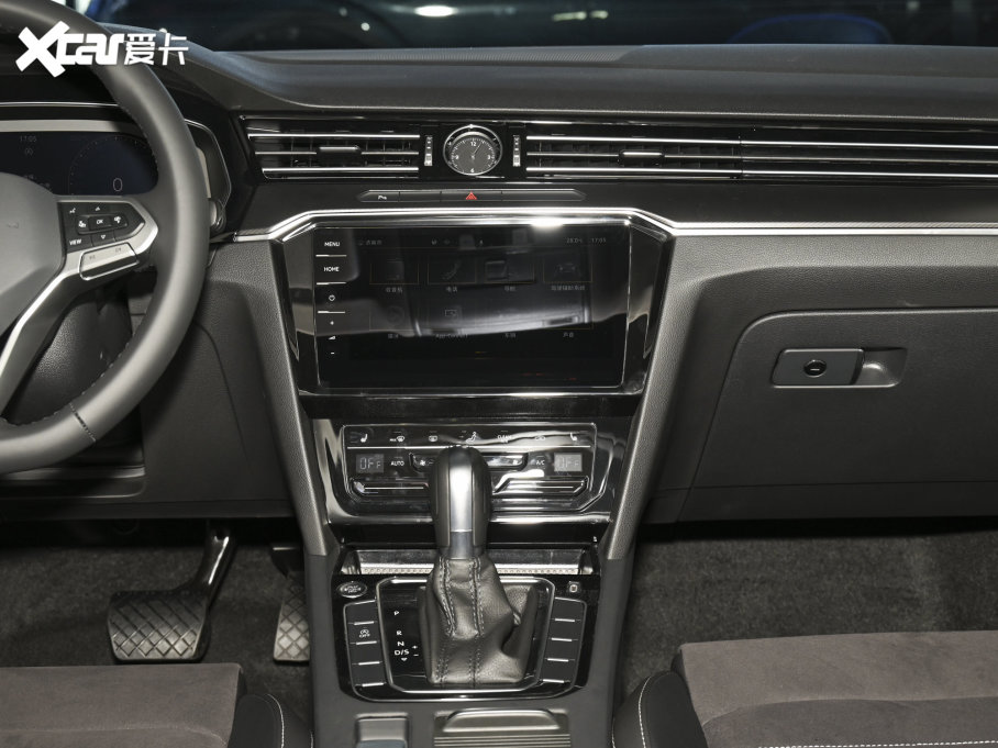 2021~v 330TSI DSG 30o