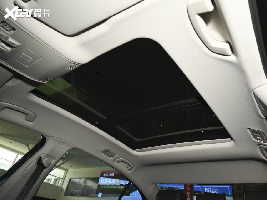 2021~v 330TSI DSG 30o