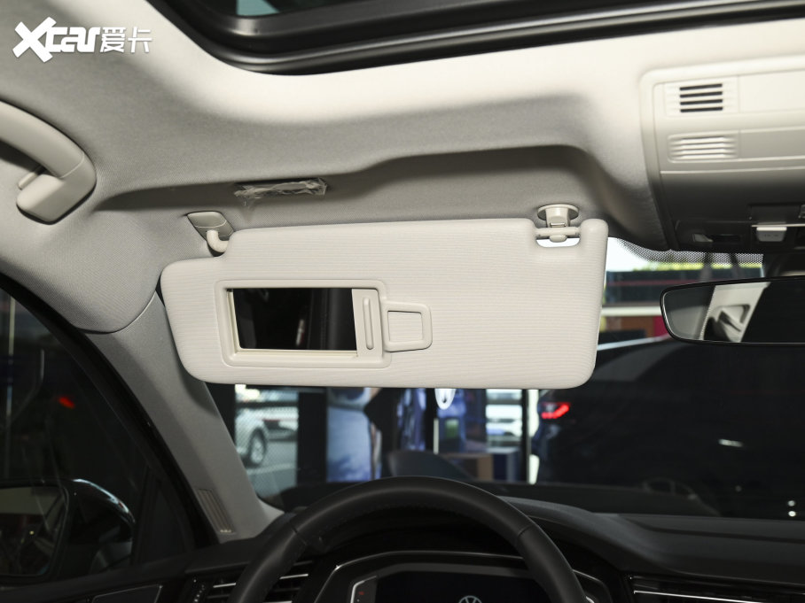 2021~v 330TSI DSG 30o(j)