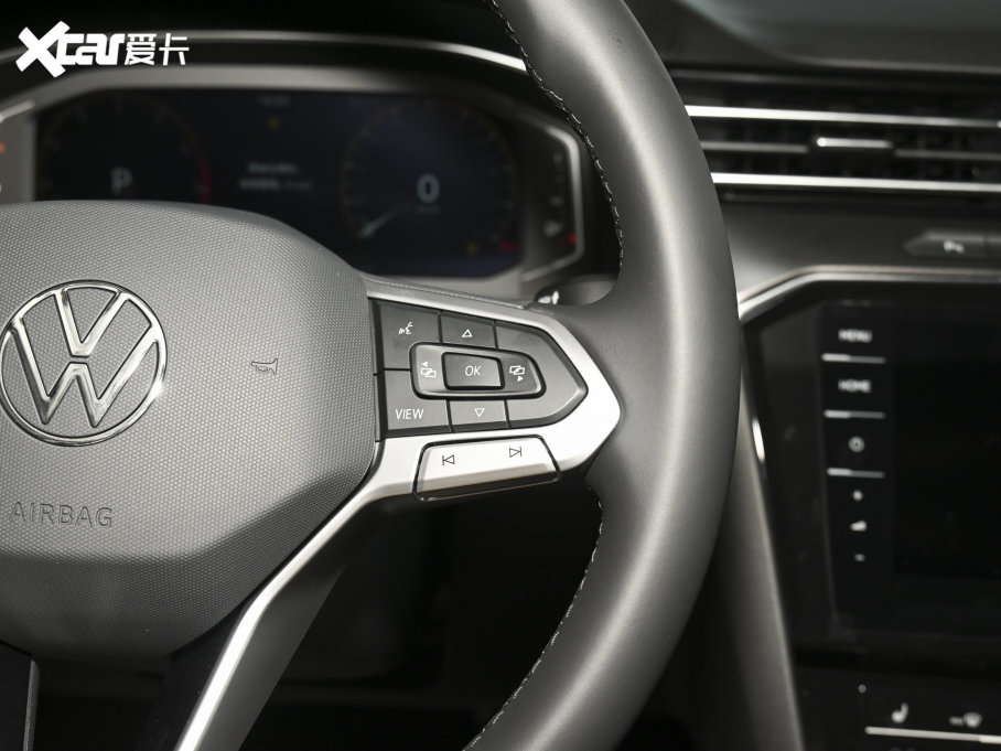 2021~v 330TSI DSG 30o(j)