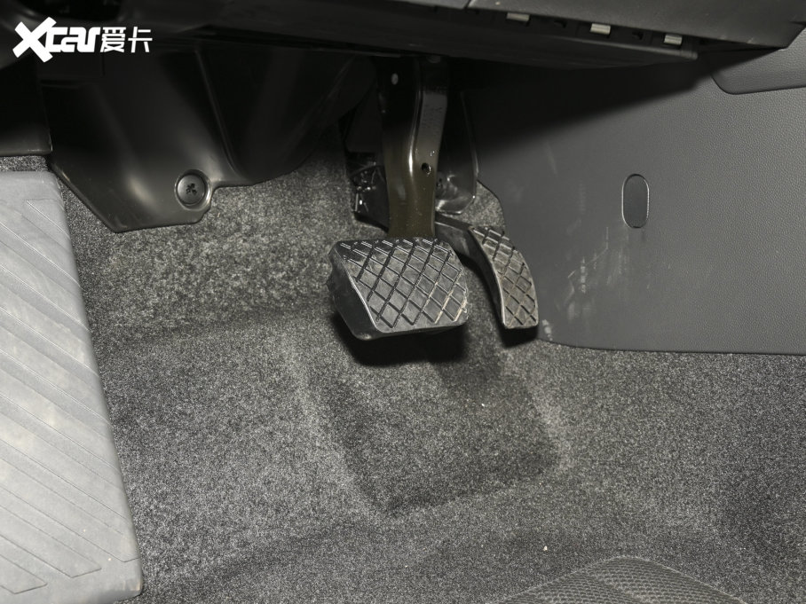 2021~v 330TSI DSG 30o