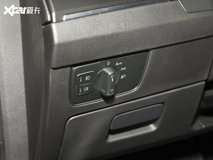 2021~v 330TSI DSG 30o