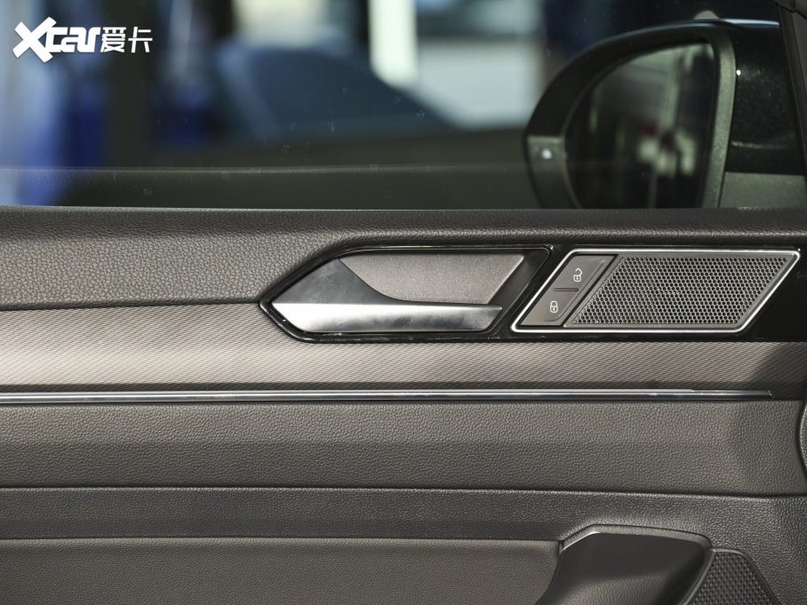 2021~v 330TSI DSG 30o