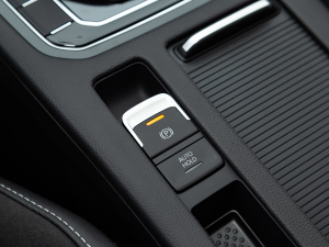 2020款280TSI DSG舒适型 驻车制动器