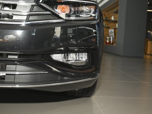 2021330TSI DSG 30o ^