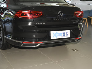 2021330TSI DSG 30o ^