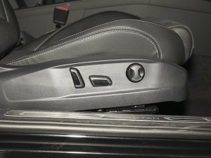 2021330TSI DSG 30o g