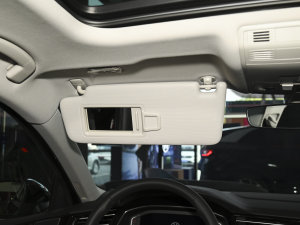 2021款330TSI DSG 30周年纪念版 遮阳板（左）