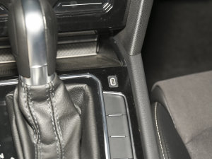 2021330TSI DSG 30o п؅^