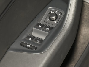 2021330TSI DSG 30o п؅^