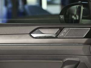 2021330TSI DSG 30o п؅^