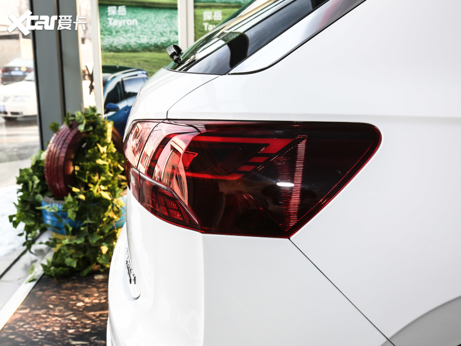 2021̽ 380TSI R-Line