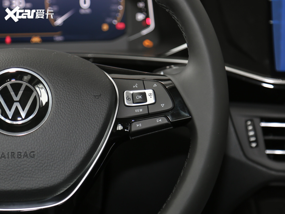 2021̽ 330TSI (q)A(lin)Plus