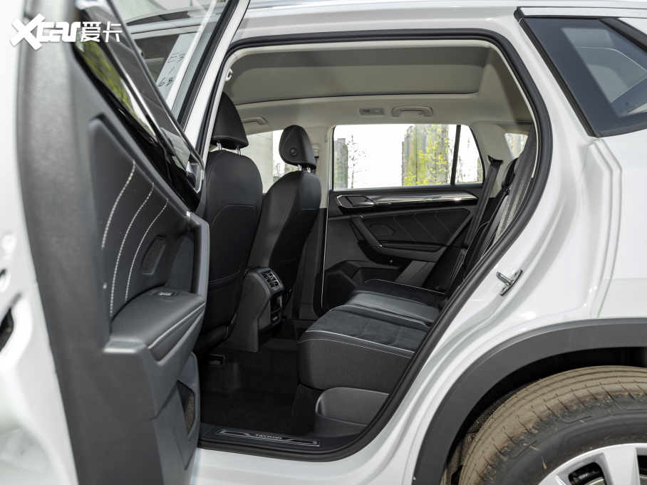 2021̽ 380TSI (q)A(lin)Pro