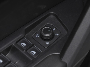 2021330TSI (q)A(lin) п؅^(q)