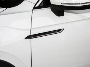 2021380TSI R-Line ^