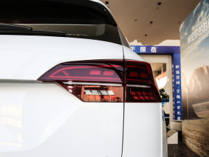 2021380TSI R-Line ݆̥ߴ