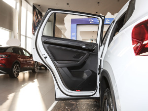 2021380TSI (q)R-Line(lin) ܇T