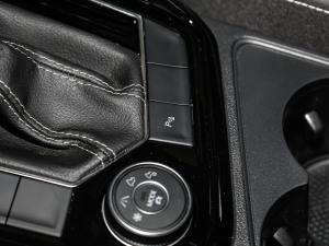 2021380TSI (q)R-Line(lin) п؅^(q)