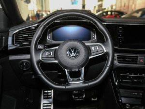 2021380TSI (q)R-Line(lin) P