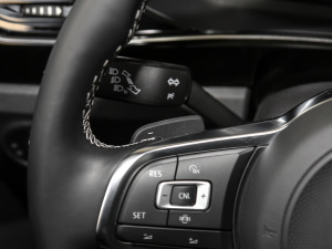 2021380TSI (q)R-Line(lin) п؅^(q)