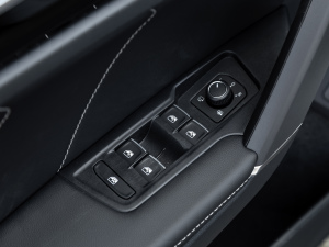 2021380TSI APro {܇ƅ^	