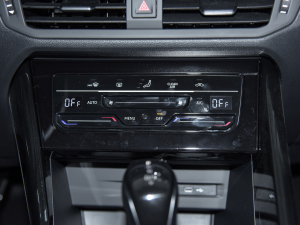 2021330TSI (q) {(dio){(dio)(ji)