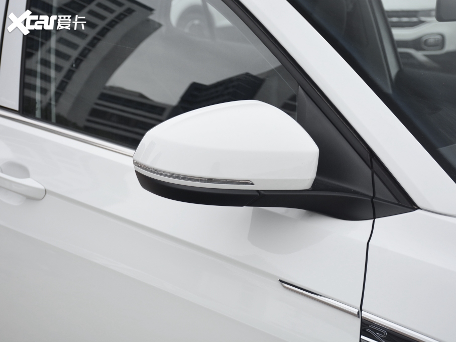 2021̽Ӱ 280TSI DSG R-Line