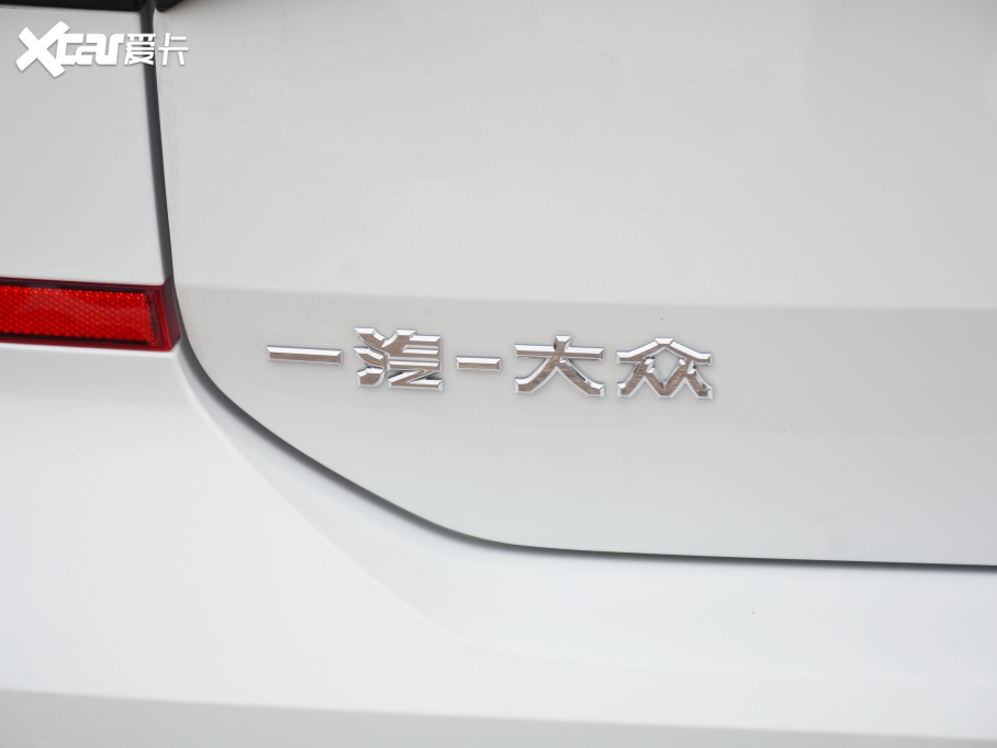 2021̽Ӱ 280TSI DSG R-Line