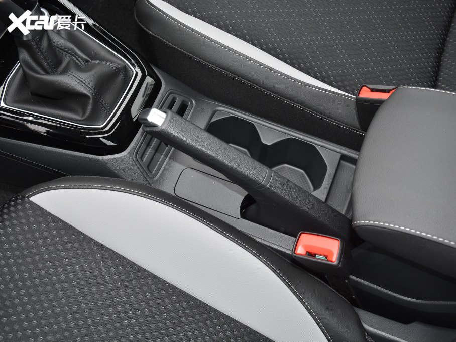 2021̽Ӱ 280TSI DSG R-Line