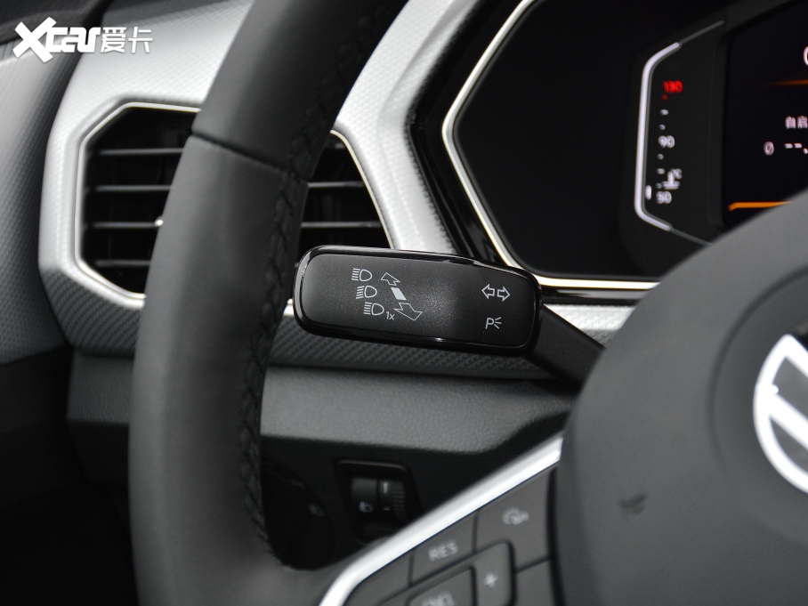 2021̽Ӱ 280TSI DSG R-Line