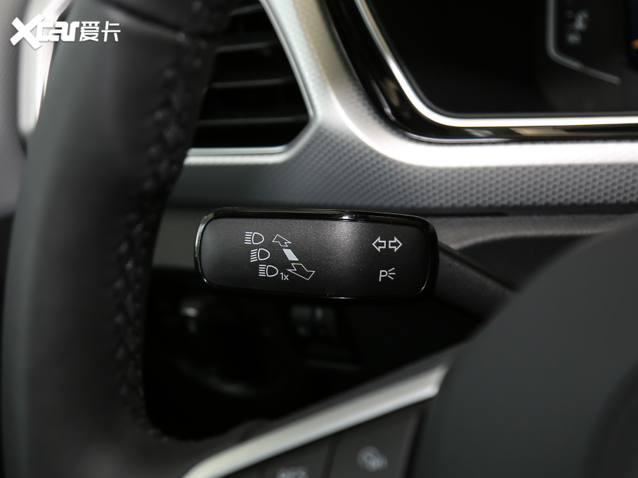 2021̽Ӱ 200TSI DSG R-Line(lin)