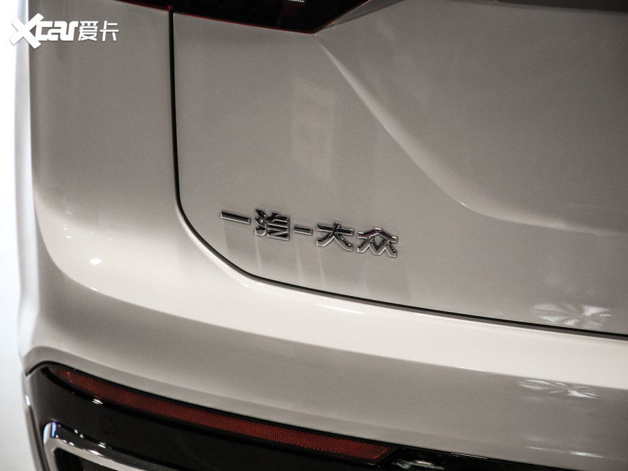 2021̽ 380TSI R-Line