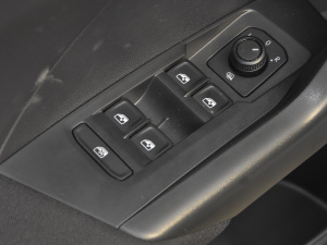 20211.5L Ԅ(dng)(lin)  п؅^(q)