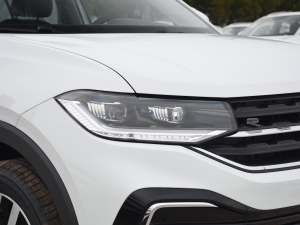 2021280TSI DSG R-Line ^