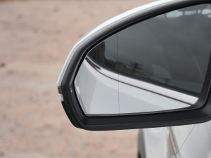 2021280TSI DSG R-Line ^