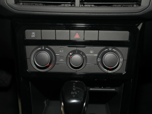 2021款1.5L 自动悦智联版 空调调节