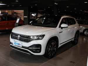 2021380TSI R-Line w^