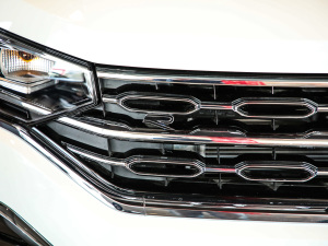 2021380TSI R-Line ^