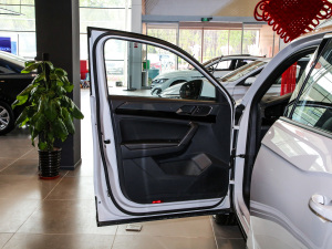 2021380TSI R-Line g