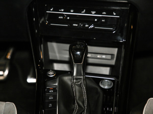 2021380TSI (q)R-Line(lin) п؅^(q)