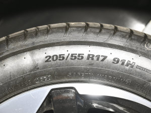 20211.5L Ԅ30o ݆̥ߴ