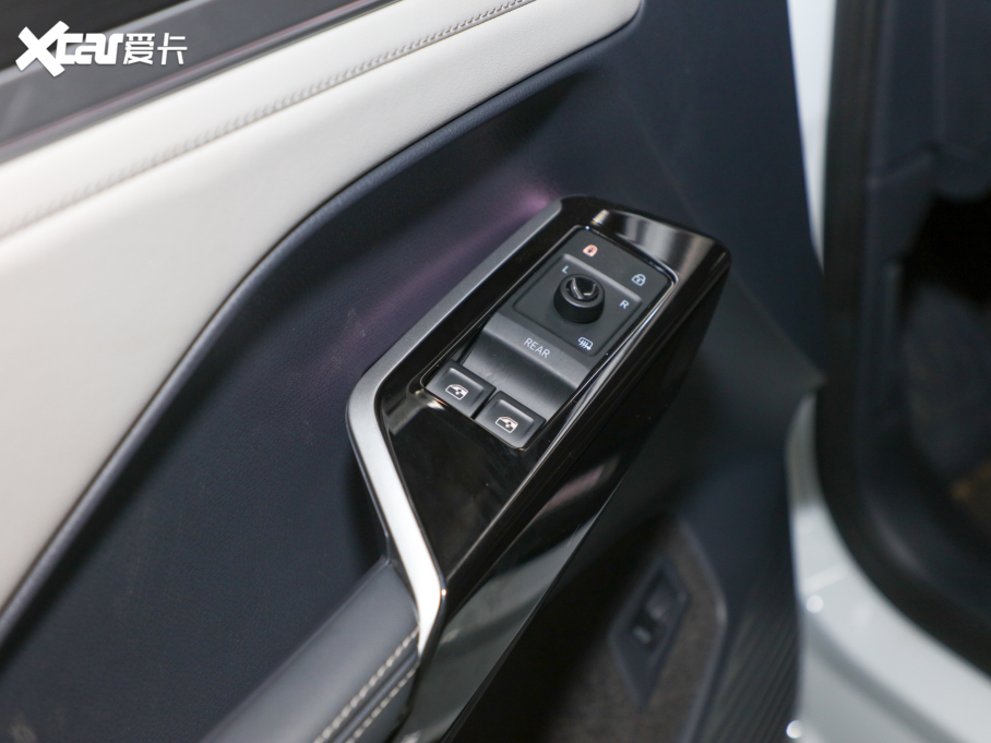 2021I(lng)D.6 CROZZ L(zhng)m(x)PURE+