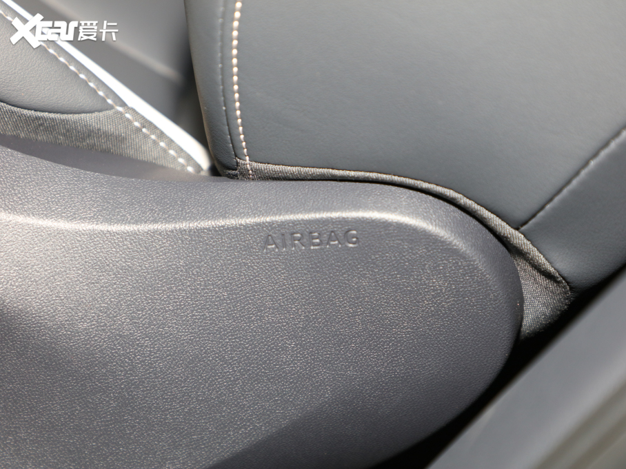 2021I(lng)D.6 CROZZ Lm(x)PURE+