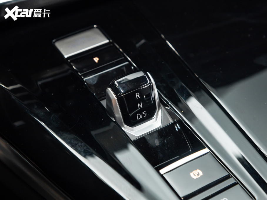 2021 380TSI R-Lineؾ