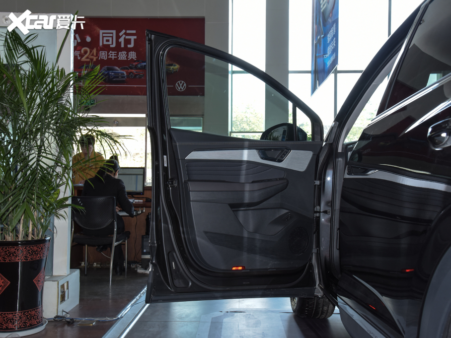 2021 330TSI (q)AѾ