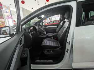 2021380TSI R-Lineؾ g