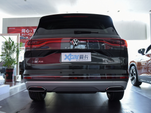 2021款330TSI 两驱豪华佳境版 正后	