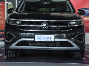 2021款330TSI 两驱豪华佳境版 中网